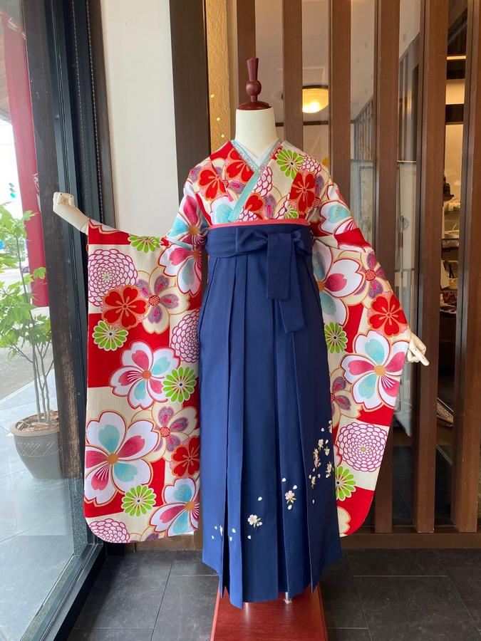 赤袴　紺袴　桜